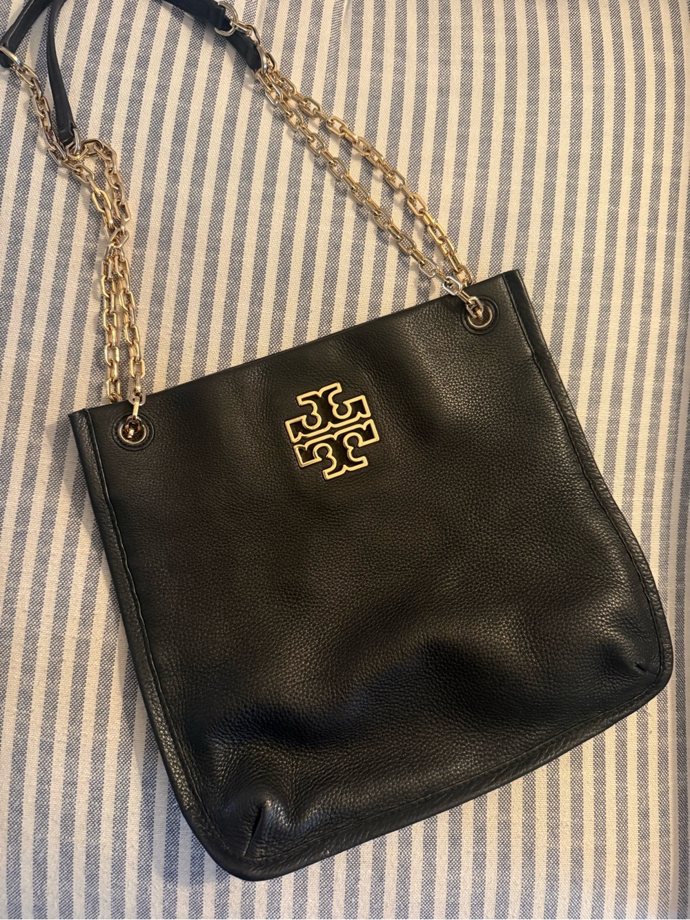 Tory Burch Black Leather Shoulder Bag with Gold Chain Strap